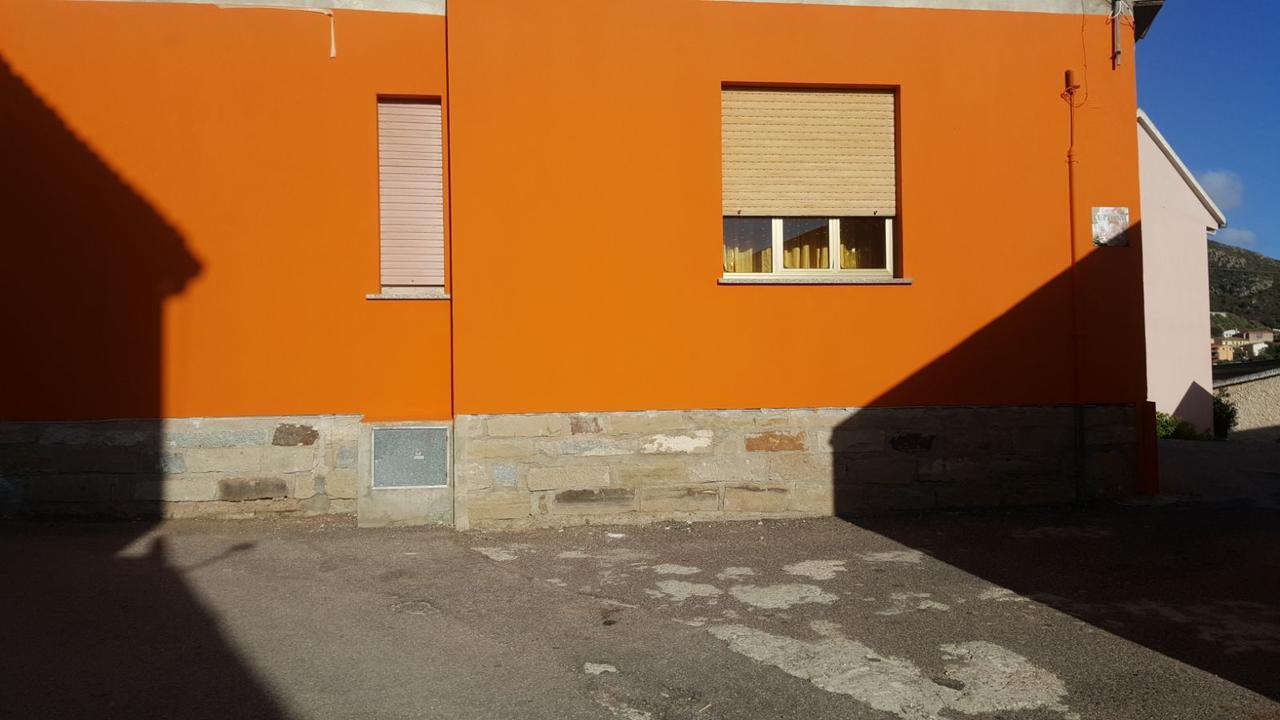 B&B Le Peonie Badesi Exterior foto